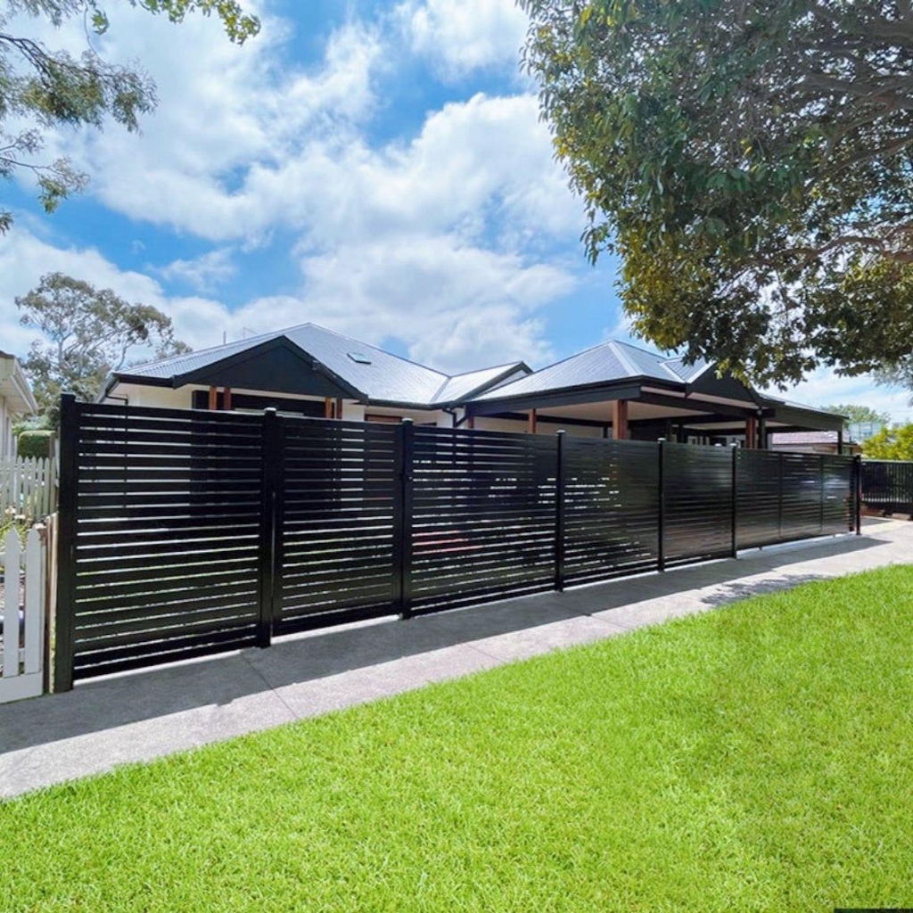 Architectural Aluminium Fencing — Premium Aluminium Slat Fencing